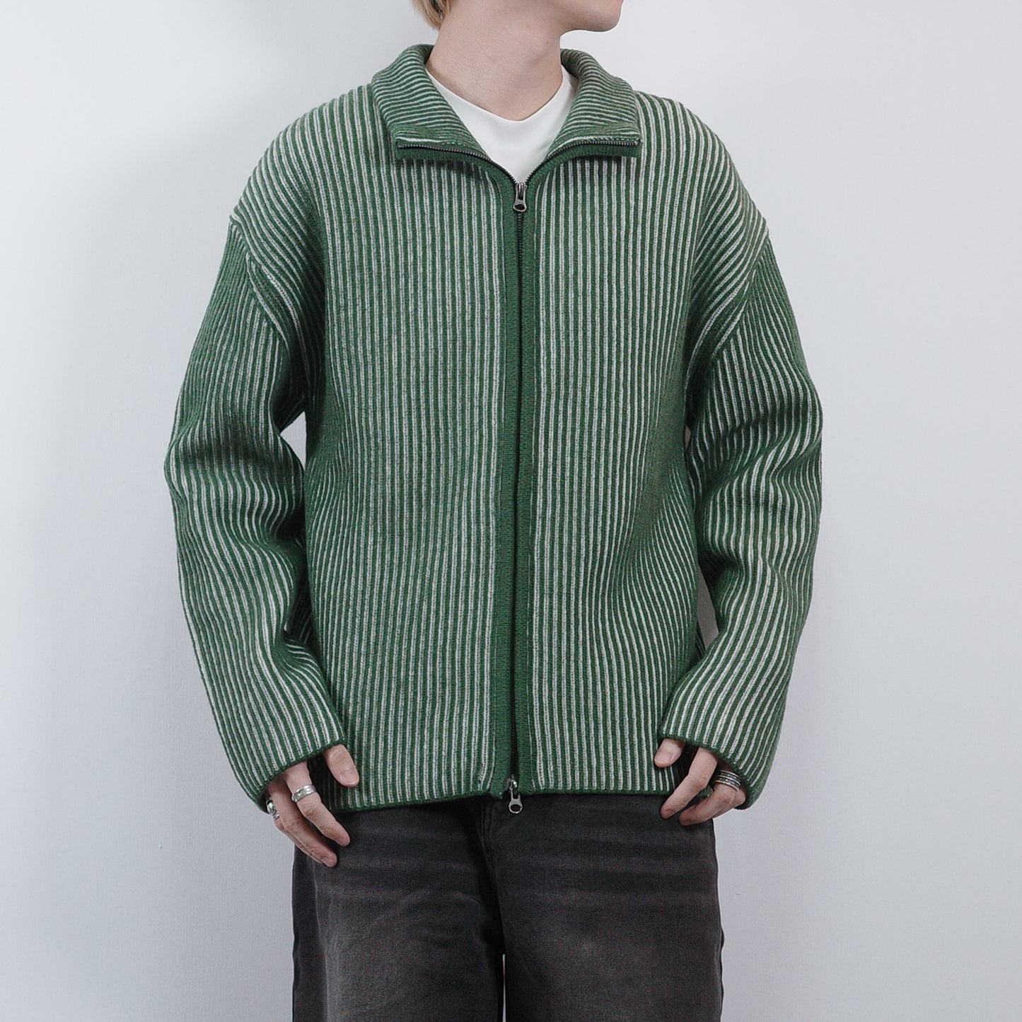 Heavy Knit Zip-up Jacket