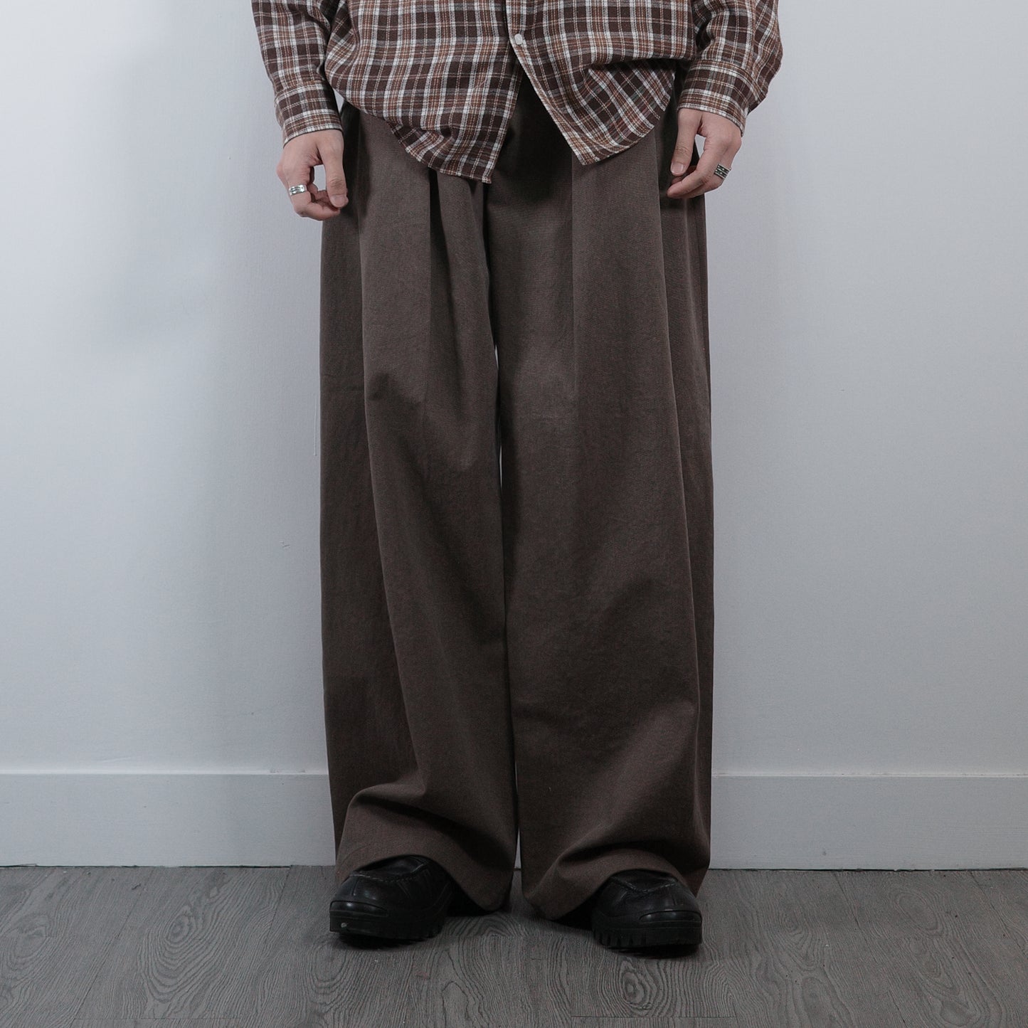 Double pleated Cotton Pants