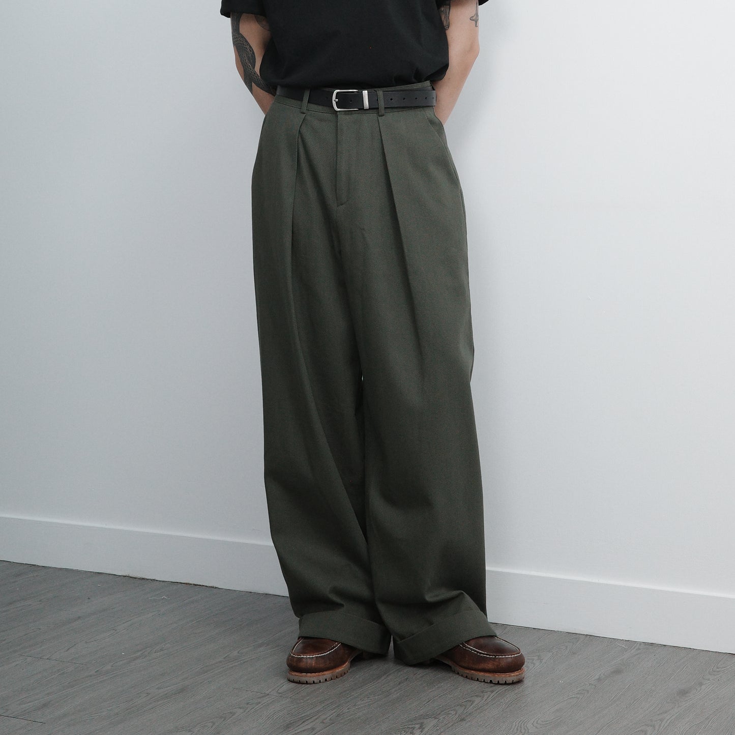 Pleated Chino