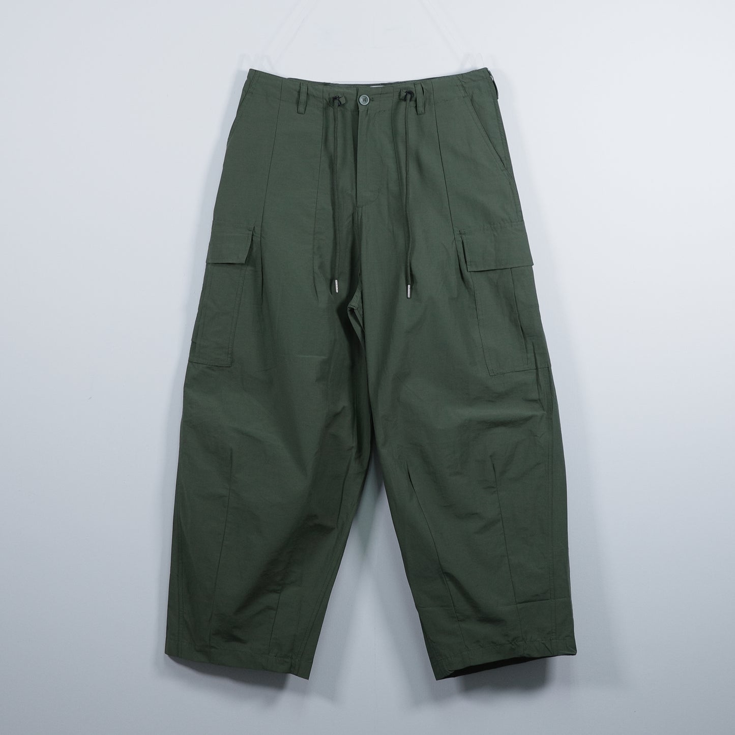 Poly Side-pocket Balloon Pants