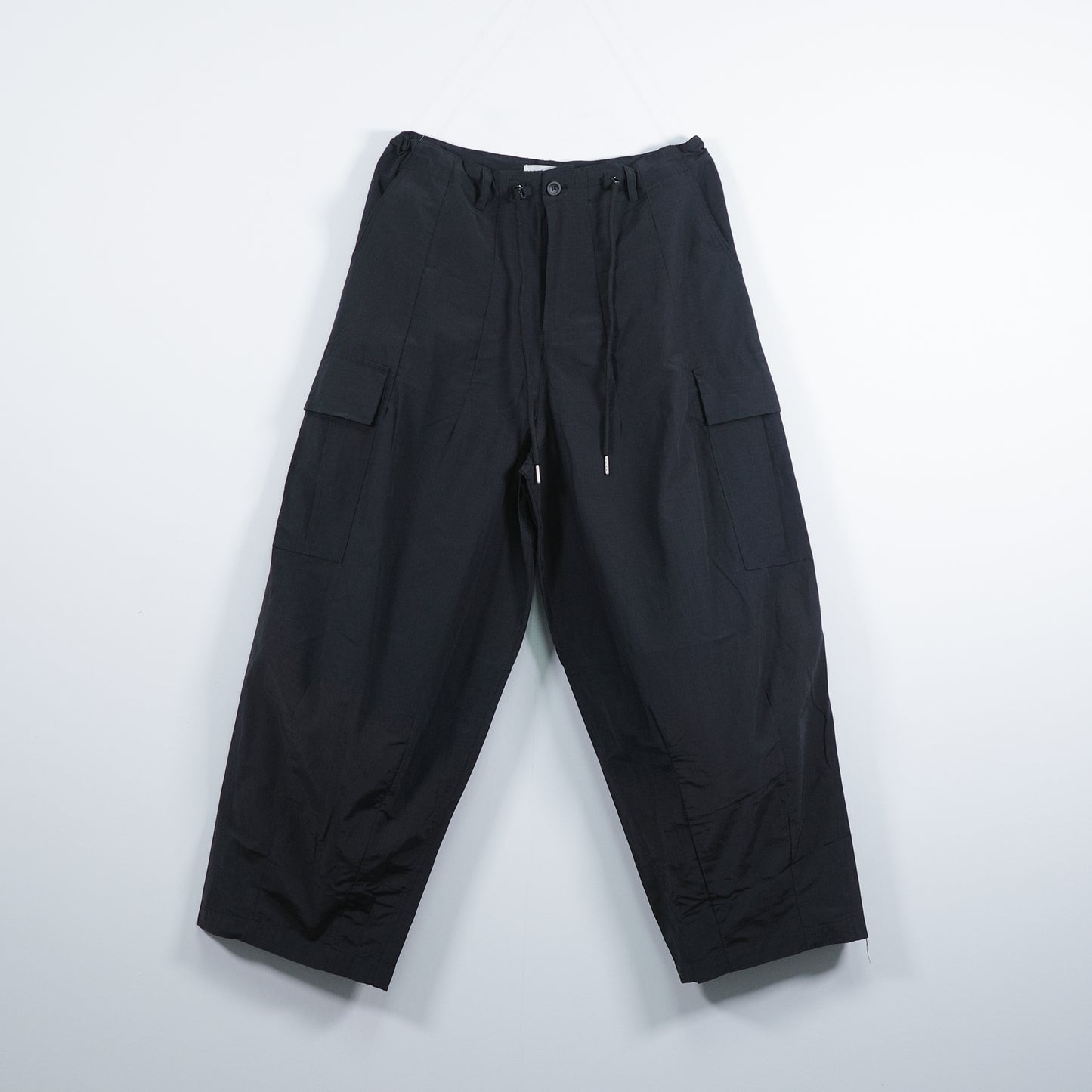 Poly Side-pocket Balloon Pants
