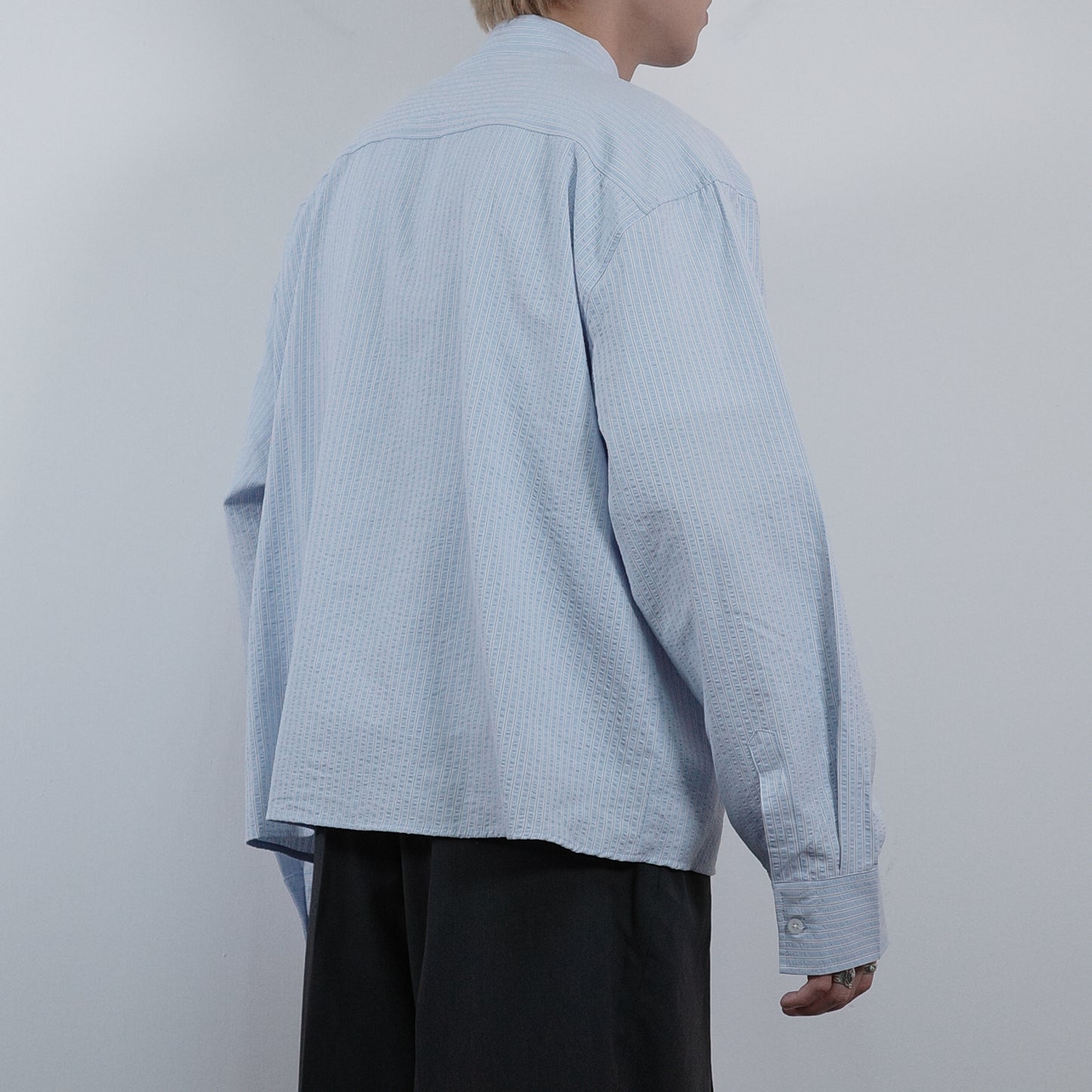 Textured Cropped Shirt