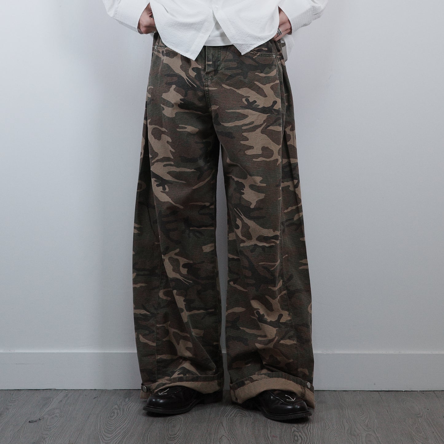 Camo Boot-cut Pants