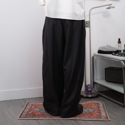 Pleated Stripe Baggy Trousers
